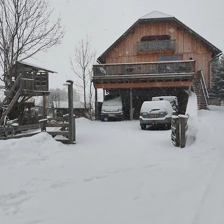 Haus Zurrik Appartamento *