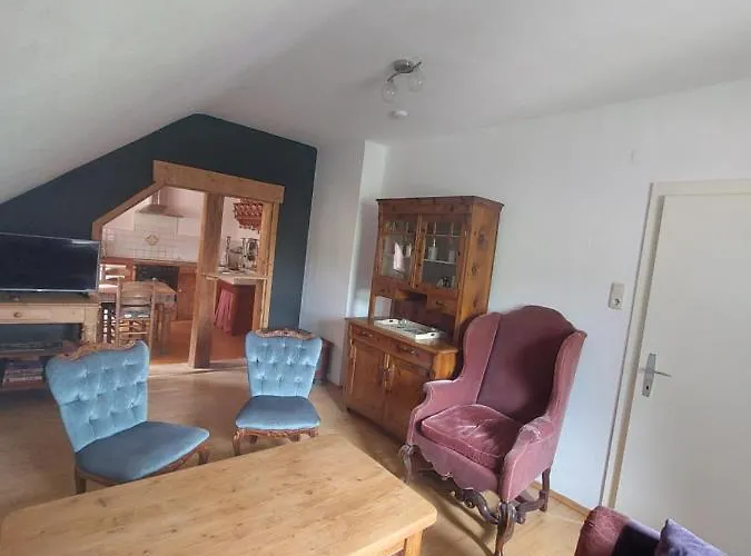 Haus Zurrik דירה